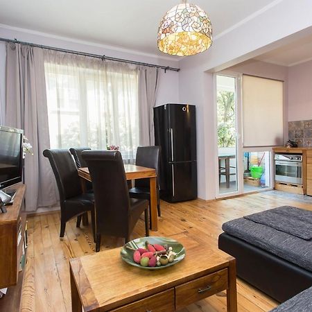 Colorful 2Bdr Apartment In The City Center Sofia Luaran gambar