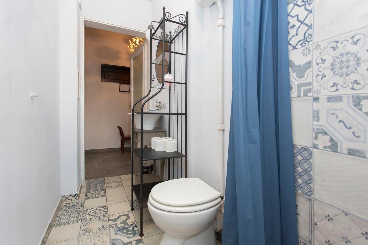 Colorful 2Bdr Apartment In The City Center Sofia Luaran gambar